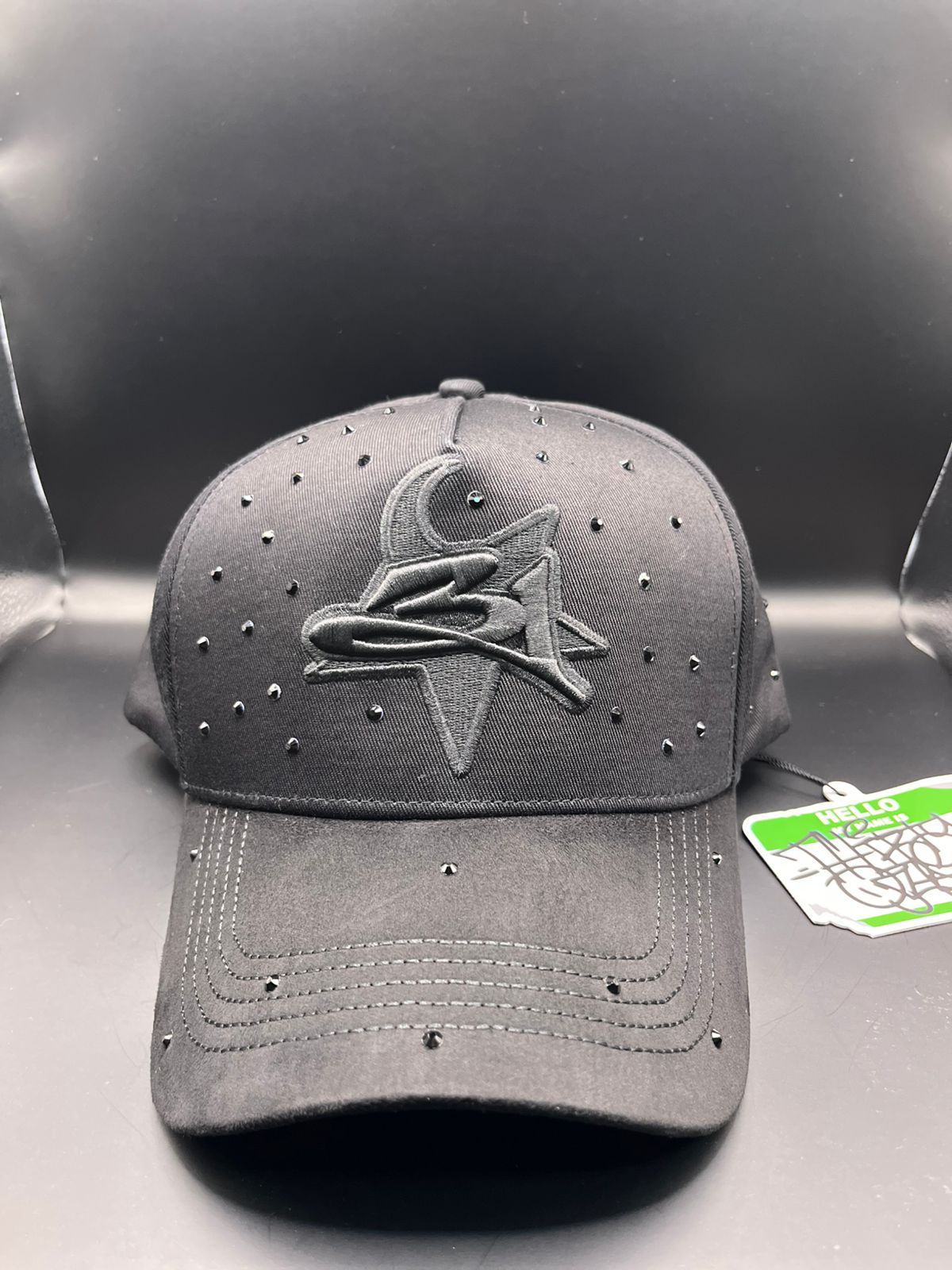 Thirthy One Hats Black Out Full Set