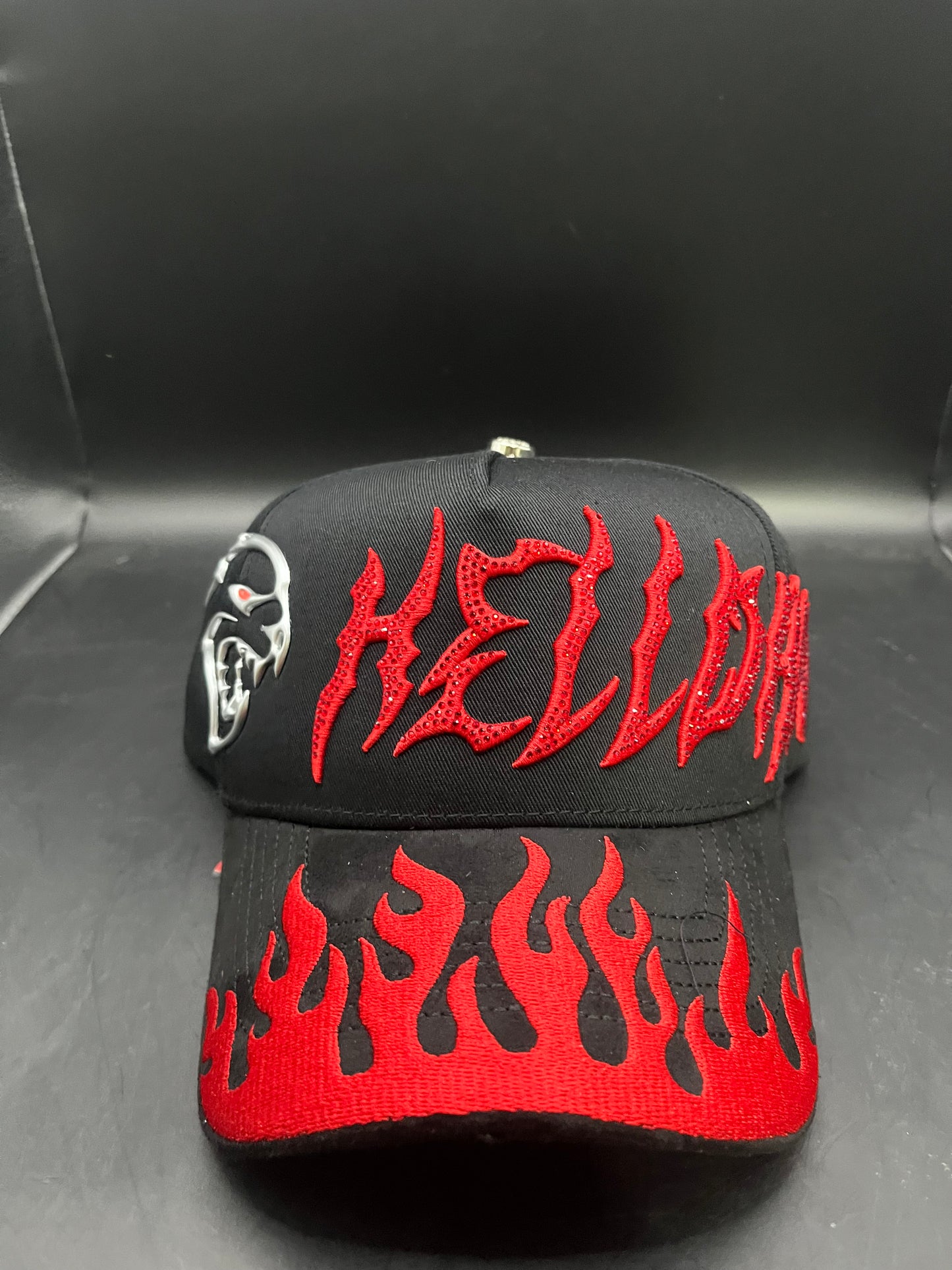 Dreamers Hats x Dan Sánchez - helldan