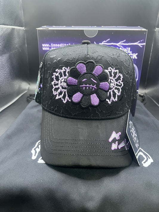 Innedit x Anymore : mura eléctric