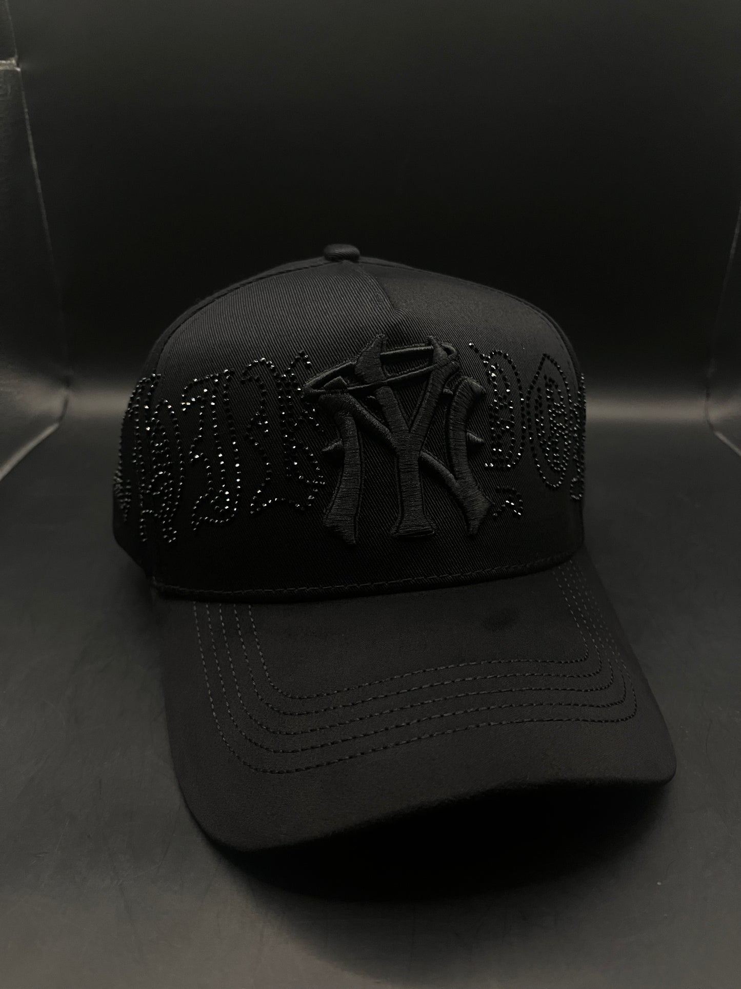 Thirthy one Hats - cristal black
